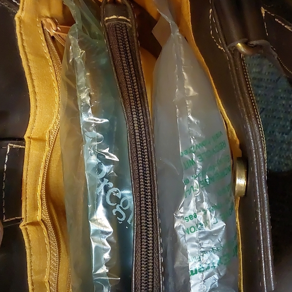 Purse - Picture 3 of 5